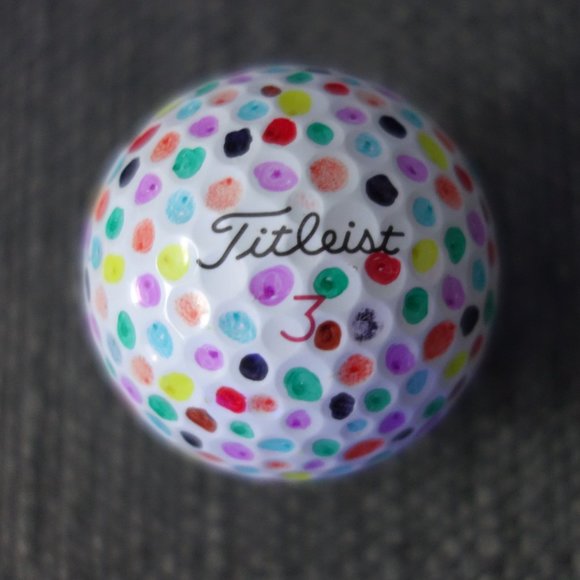 Pre-Loved Hand Designed Titleist Pro VIx  Golf Balls with Collectable Wooden Box - Picture 9 of 16